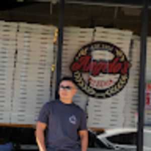 Meet your Posher, Lee